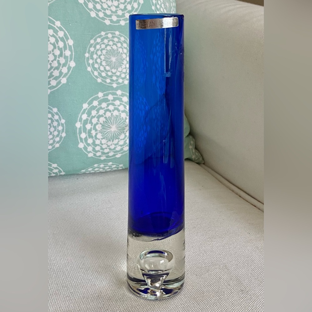 VTG Hadeland Norway Blue Cobalt Heavy Controlled Bubble Bud Vase 8” *damaged